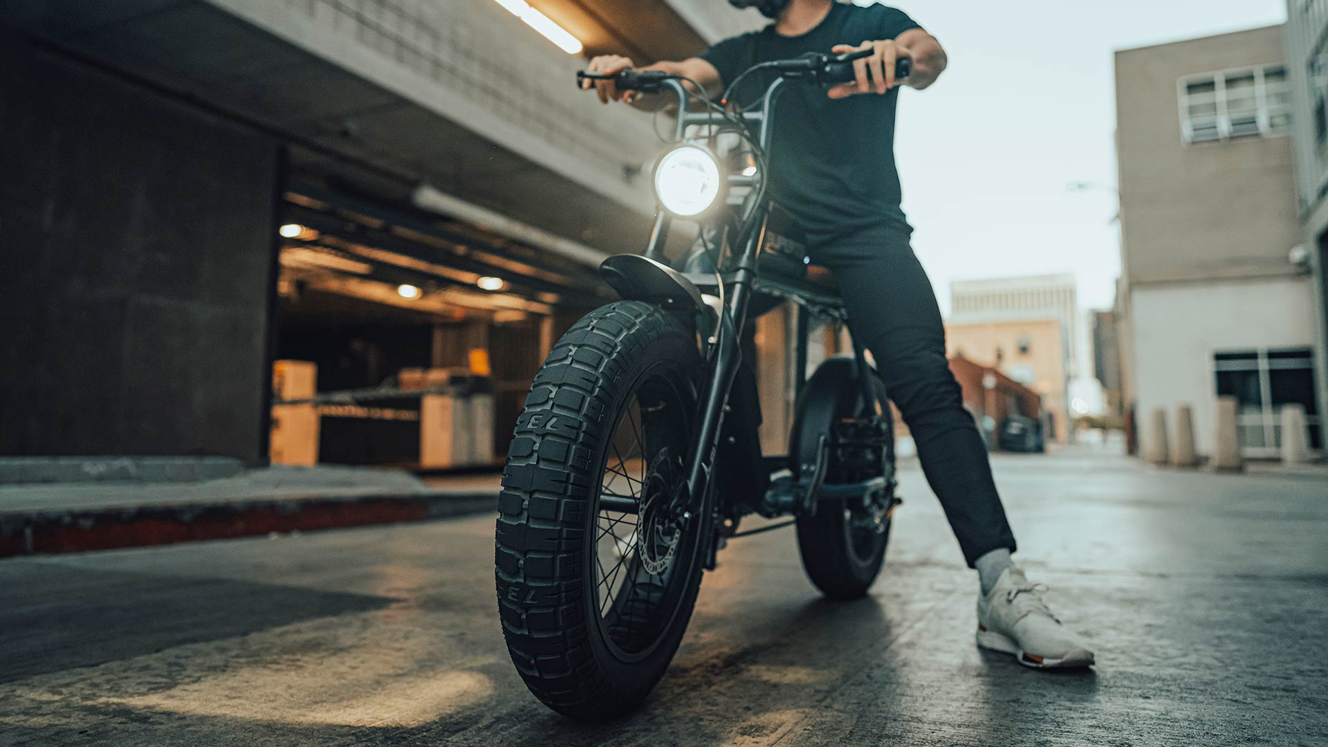 Closeup of 5 inch badger front tire on S2 model bike
