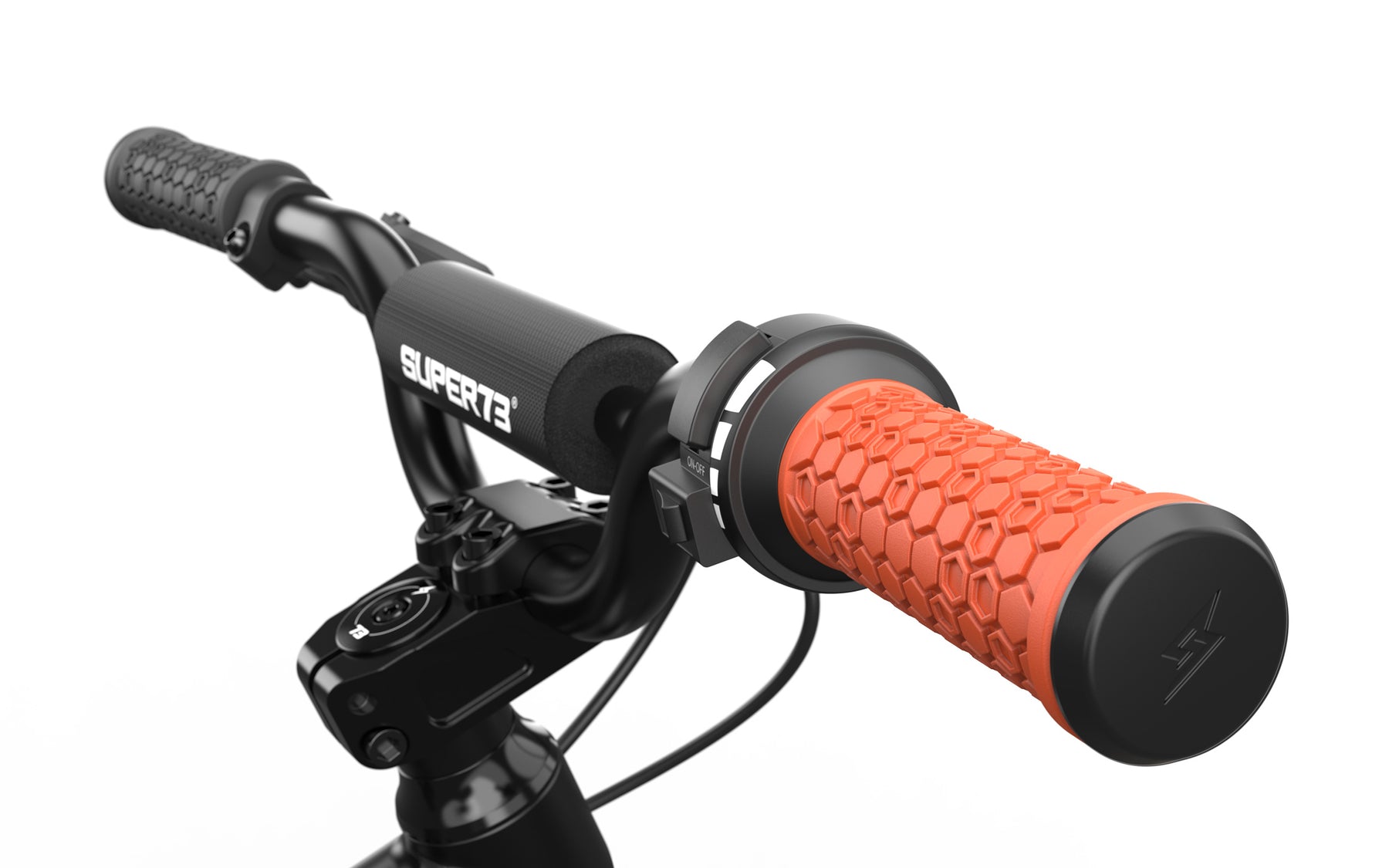 Detail shot of K1D handlebar and throttle